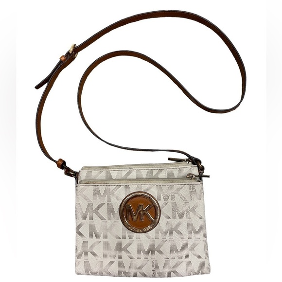 Michael Kors Korda cross body purse - Picture 1 of 8